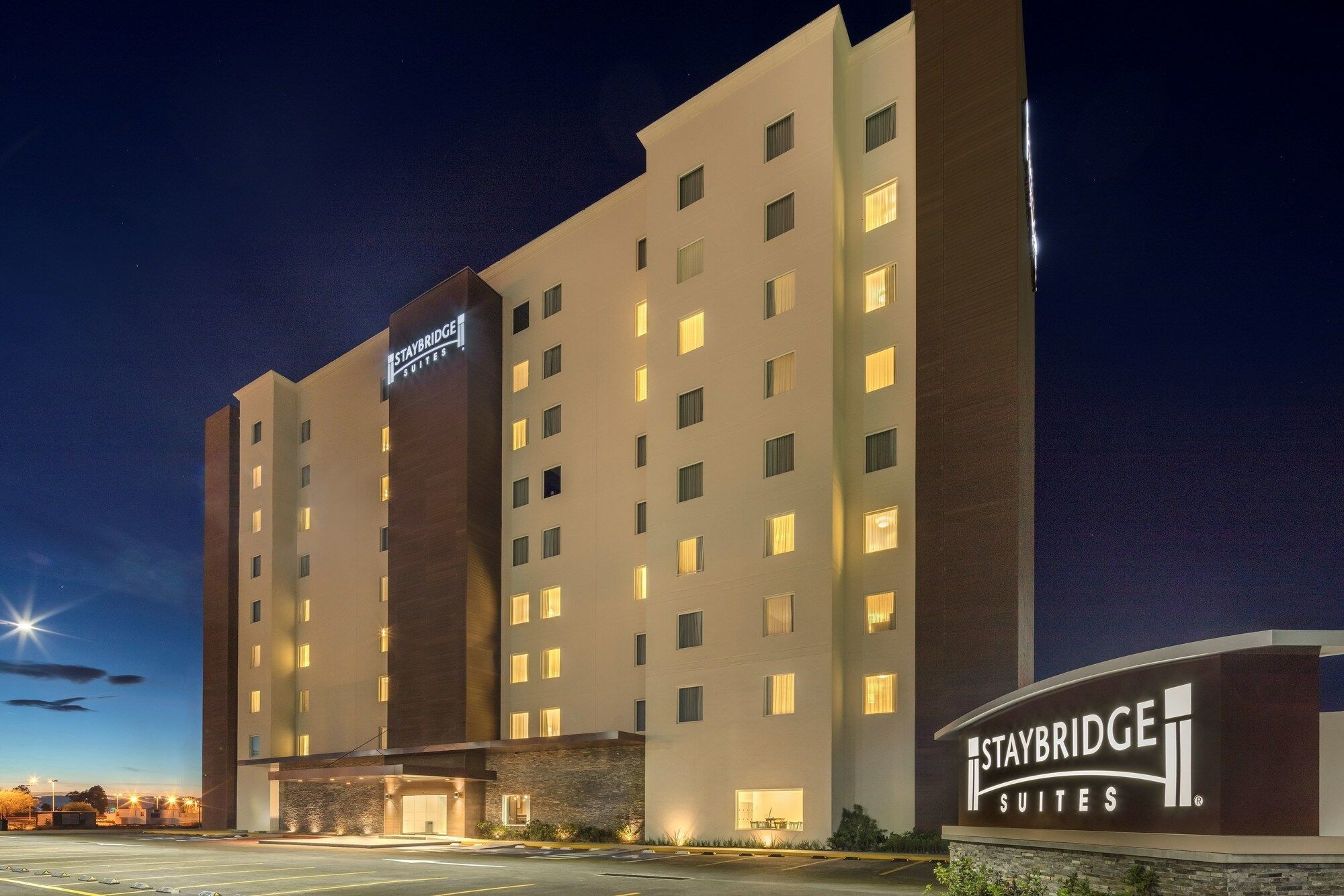 Staybridge Suites - Irapuato, An Ihg Hotel Exterior photo